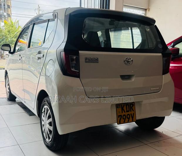 Daihatsu Mira 2018 White