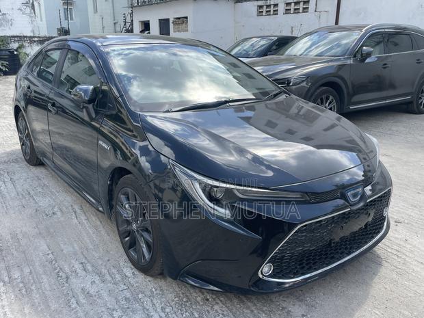 Toyota Corolla SE (1.8L 4cyl 6M) 2019 Black