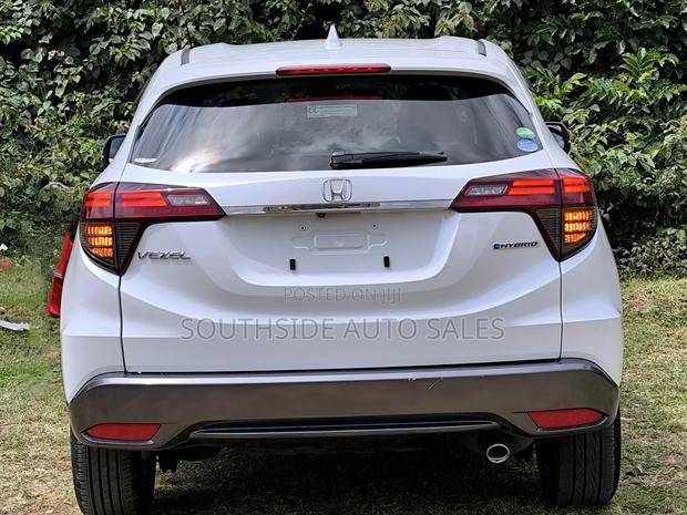 Honda Vezel 1.5 Hybrid 2WD 2019 White