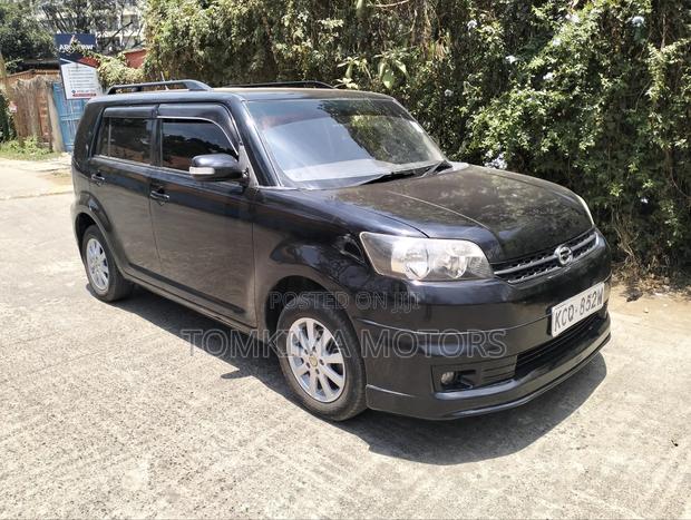 Toyota Corolla Rumion 2011 Black