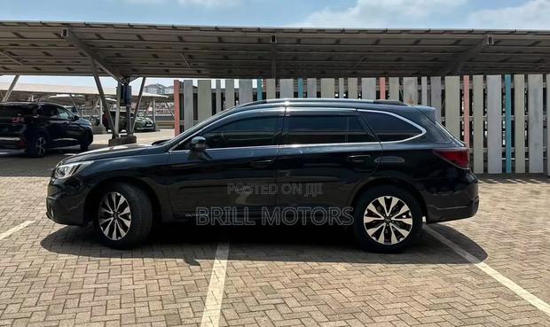 Subaru Outback 2017 Black