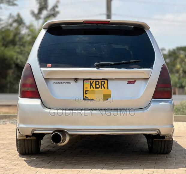 Subaru Forester 2005 Gray