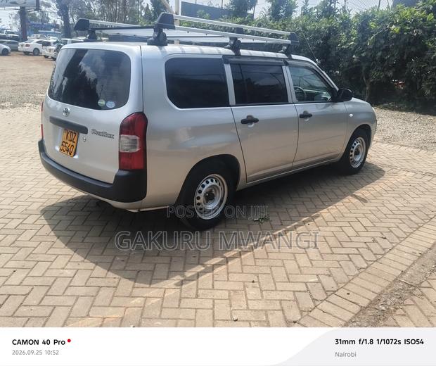 New Toyota Probox 1.3 DX Comfort 2WD 2019 Silver