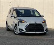 Toyota Sienta 1.5 Hybrid FWD 2020 White for sale