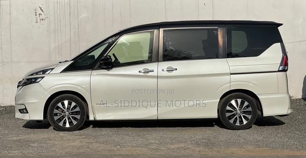 Nissan Serena 2019 White