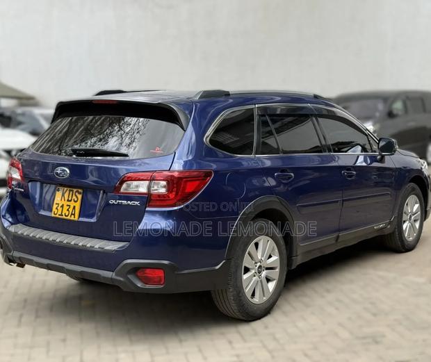 Subaru Outback 2017 Blue