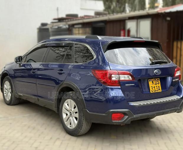 Subaru Outback 2017 Blue