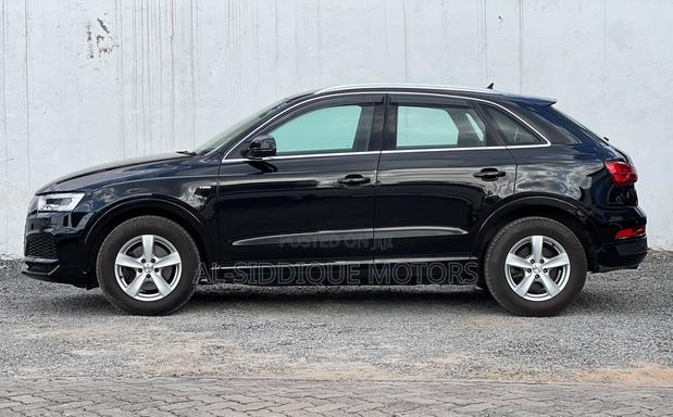 Audi Q3 2019 Black