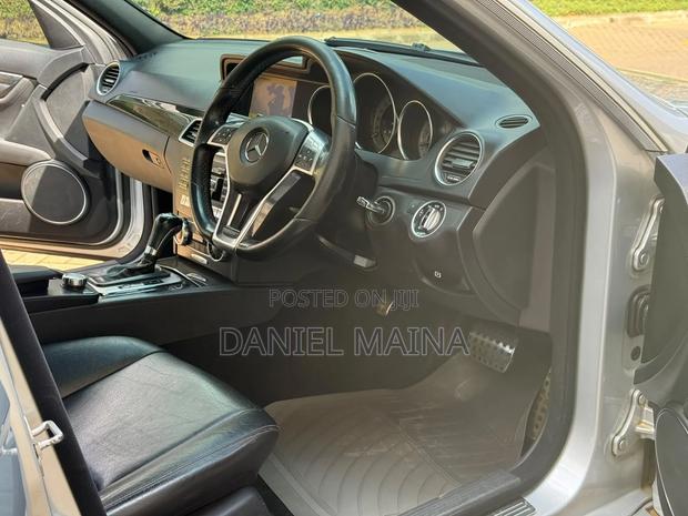 Mercedes-Benz C200 2012 Silver
