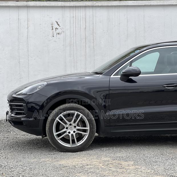 Porsche Cayenne 2019 Black