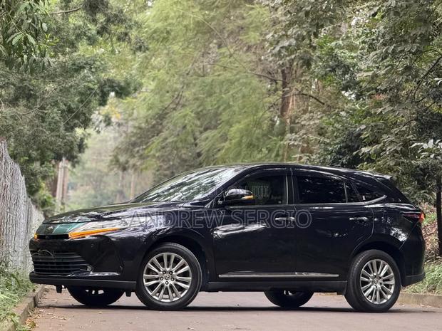 Toyota Harrier 2019 Black