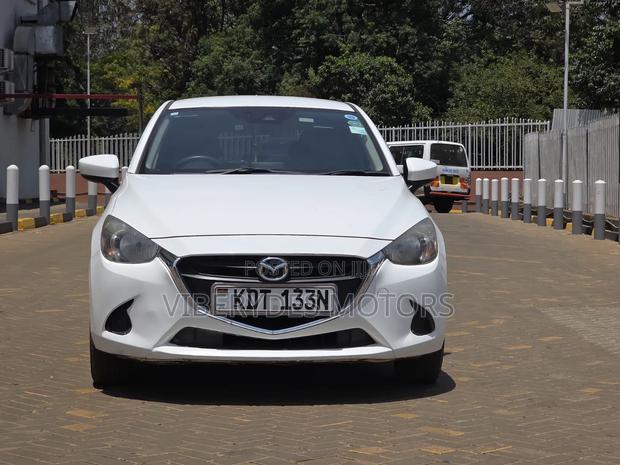 Mazda Demio 2018 White