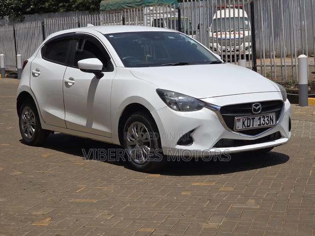 Mazda Demio 2018 White