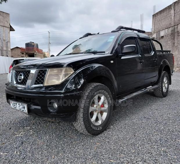 Nissan Navara 2005 Black