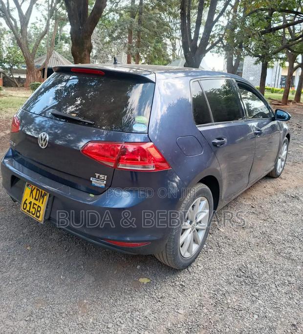 Volkswagen Golf 2016 Blue