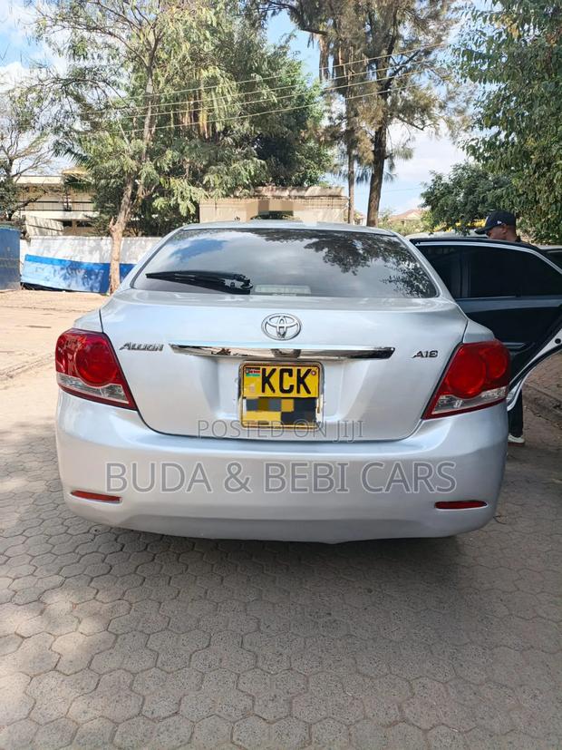 Toyota Allion 2010 Silver