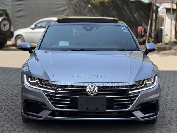Volkswagen Arteon 2.0T SE R-Line w/20 AWD 4MOTION 2019 Silver