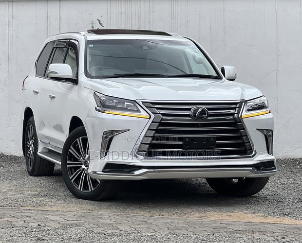 Lexus LX 2019 White