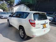 Toyota Vanguard 2008 White for sale