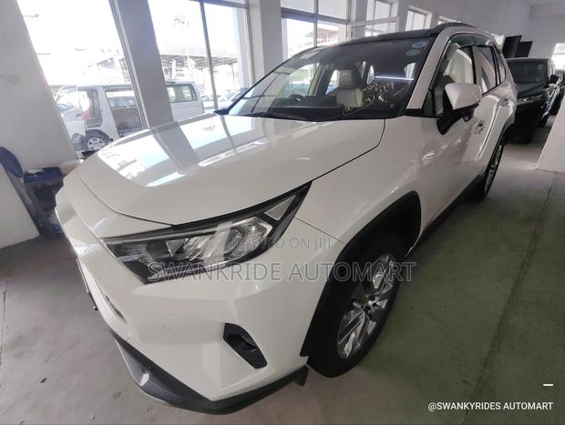 Toyota RAV4 2020 White