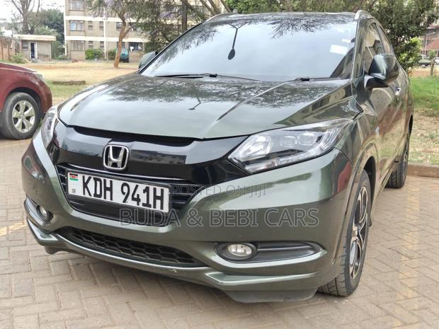 Honda Vezel 1.5 Hybrid 2WD 2015 Green
