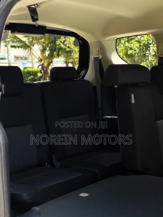 Toyota Sienta 2019 Brown
