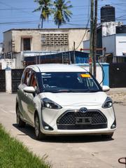 Toyota Sienta 2019 Pearl for sale