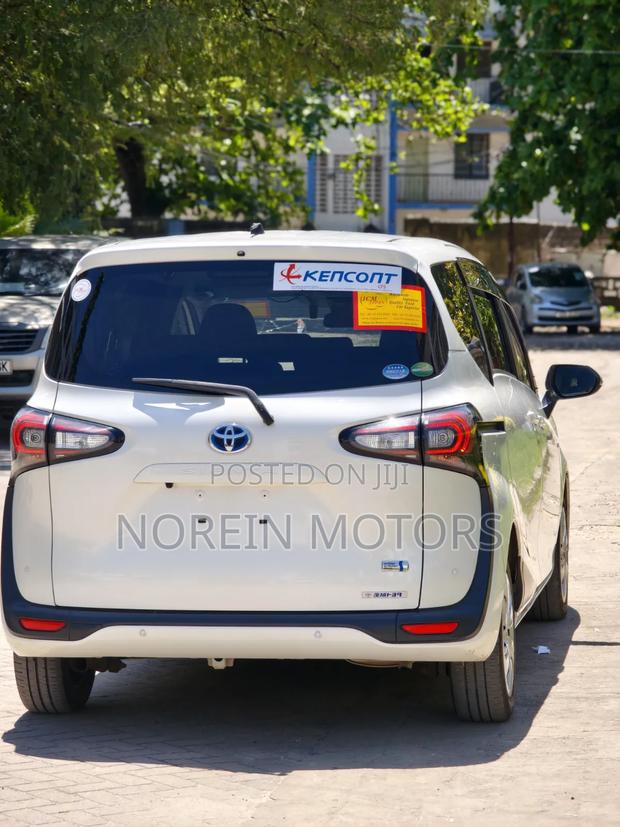 Toyota Sienta 2019 Pearl