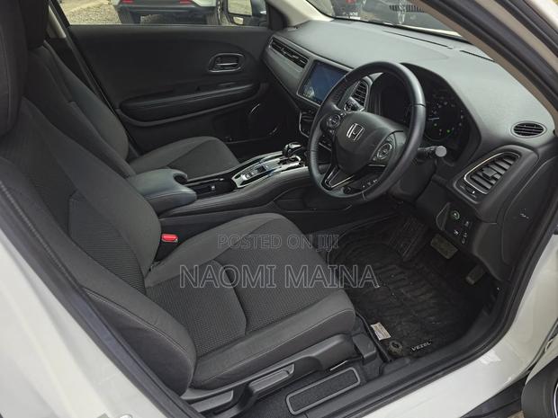 Honda Vezel 1.5 Hybrid 2WD 2019 White