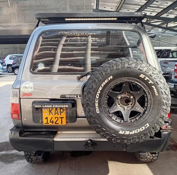 Toyota Land Cruiser 80 Wagon 4.5 1994 Gray