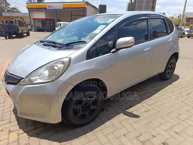 Honda Fit 2010 Silver