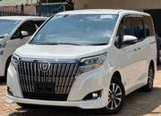 Toyota Esquire 2.0 FWD (8 seater) 2019 White for sale