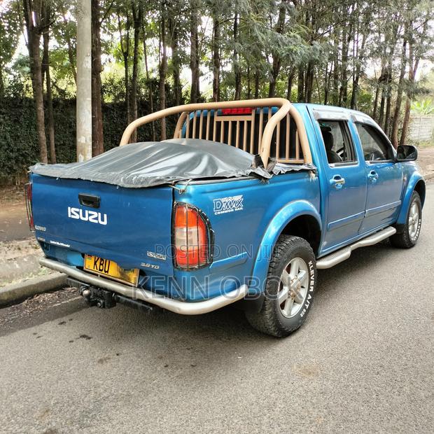 Isuzu D-MAX 2006 Blue