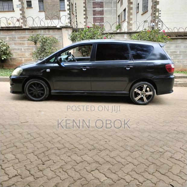 Toyota Ipsum 2008 Black