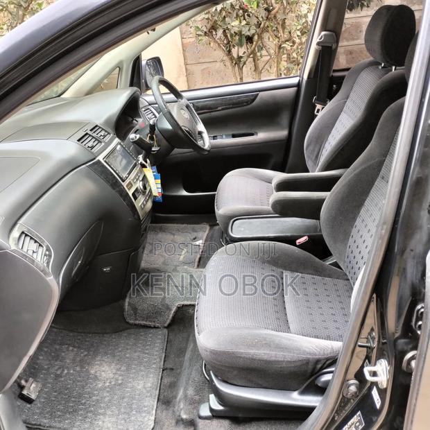 Toyota Ipsum 2008 Black