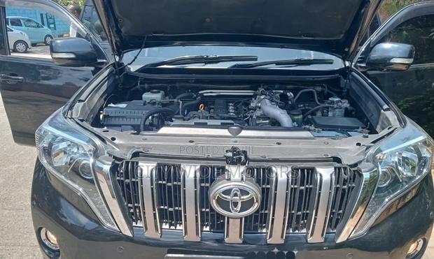 Toyota Land Cruiser Prado 3.0 TD 2011 Black