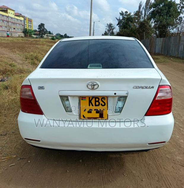 Toyota Corolla 2005 White