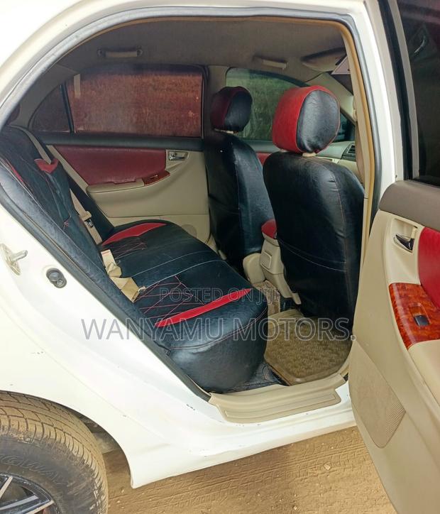 Toyota Corolla 2005 White