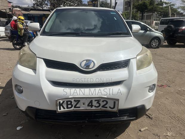 Toyota IST 2007 White