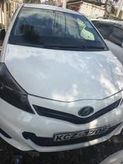Toyota Vitz 2013 White for sale