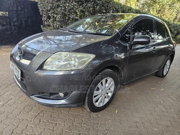 Toyota Auris 2008 Gray