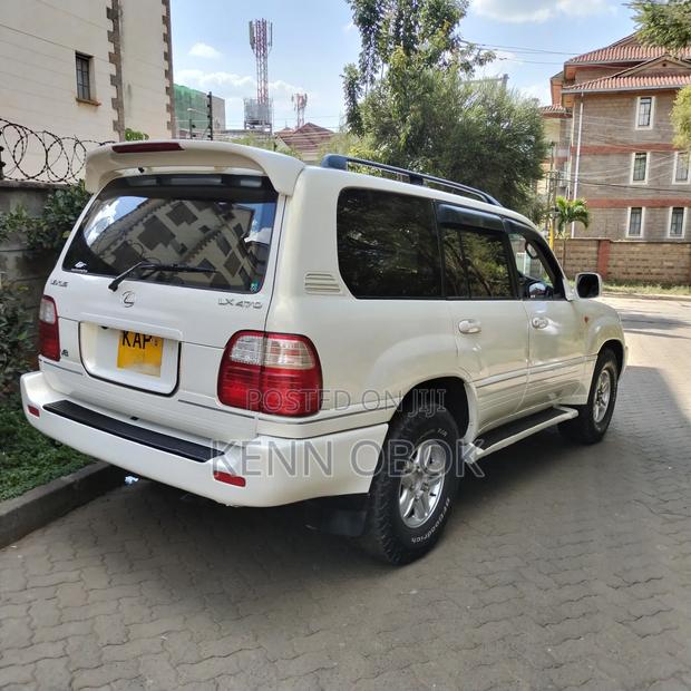 Toyota Land Cruiser Cygnus 4.7 2001 White