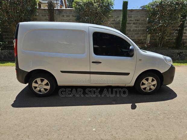 Renault Kangoo 2015 White