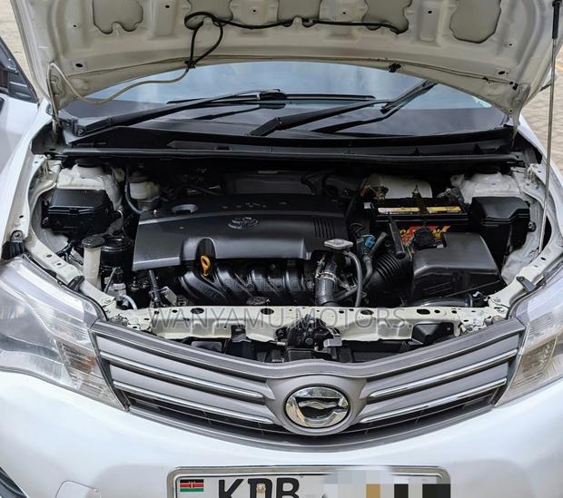 Toyota Axio 2013 White