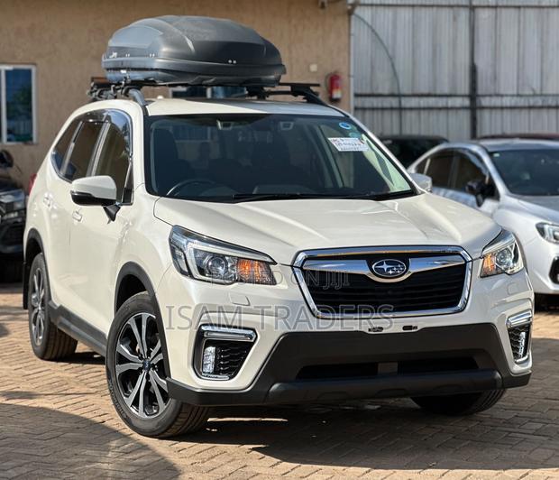 Subaru Forester Touring AWD 2019 Pearl