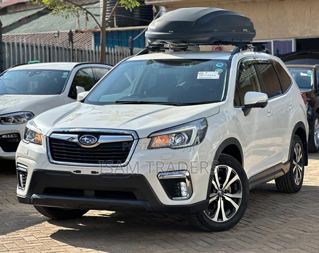 Subaru Forester Touring AWD 2019 Pearl