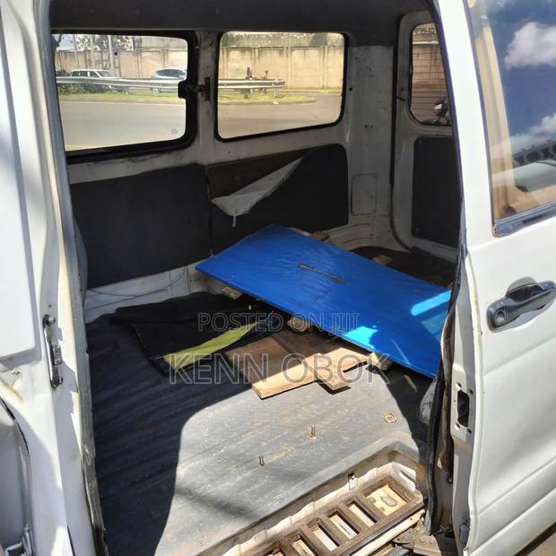 Toyota TownAce 2005 White