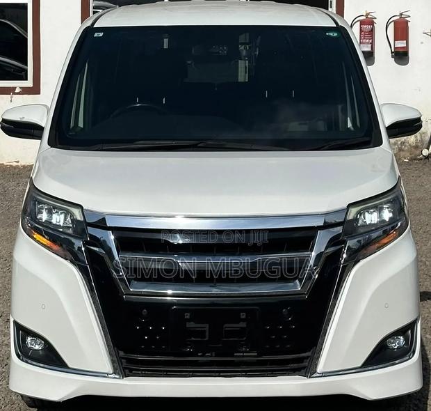 Toyota Esquire 2019 White