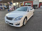 Toyota Crown 2010 Pearl for sale