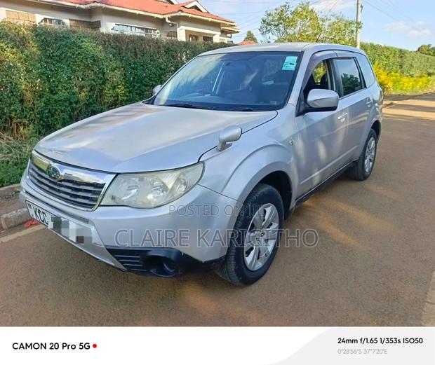Subaru Forester 2011 Silver